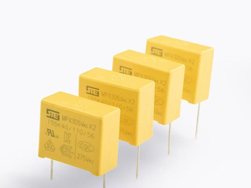 Capacitor
